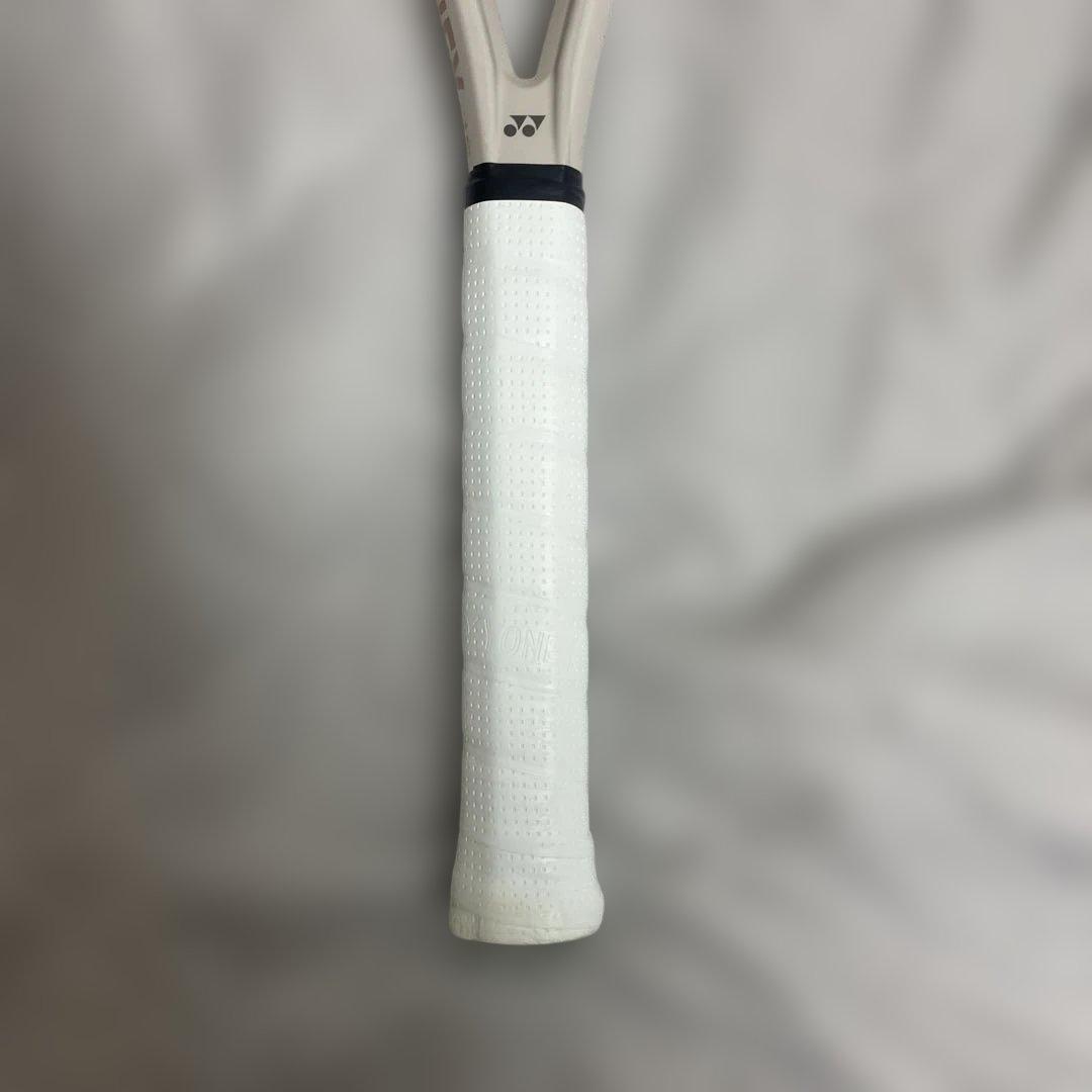 ヨネックス　VCORE100