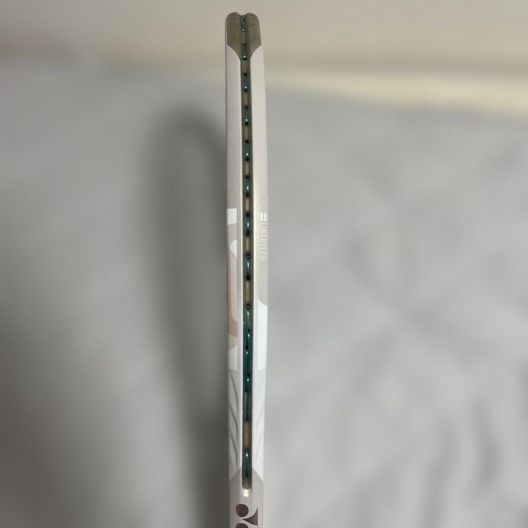 ヨネックス　VCORE100