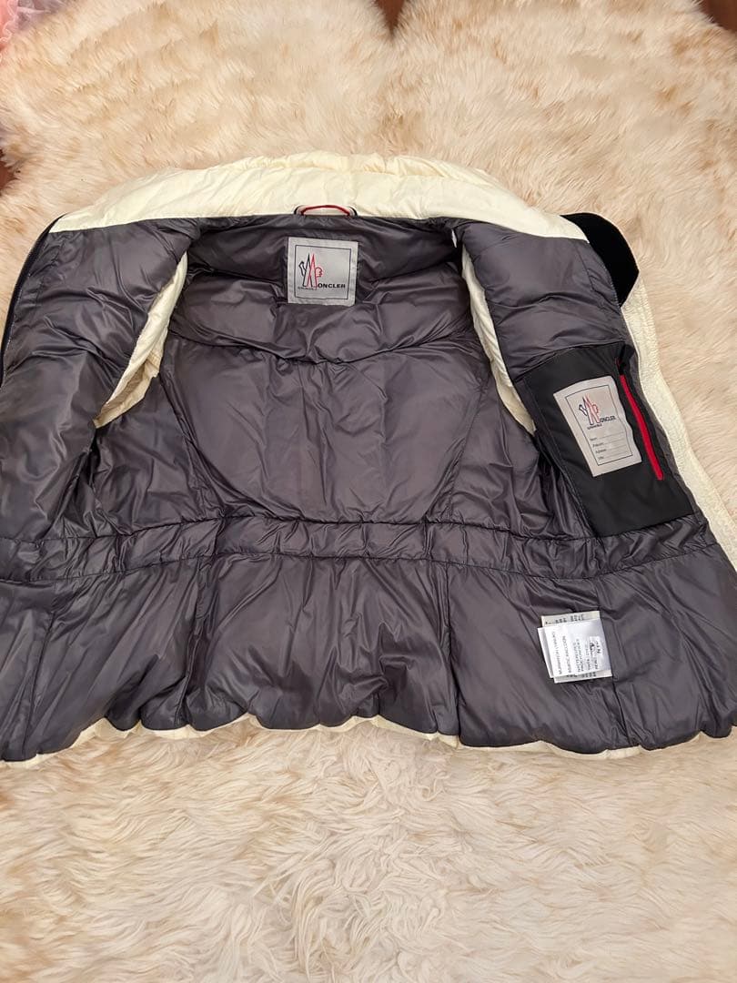 OBABAモンクレールレディース ダウンベスト ファー付き