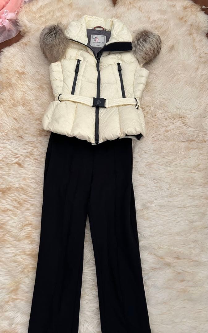 OBABAモンクレールレディース ダウンベスト ファー付き