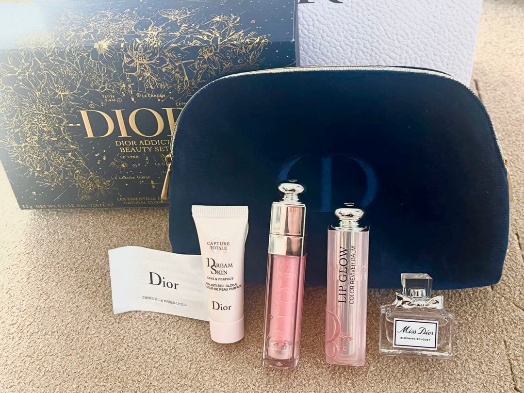 Dior 未使用　ギフトセット　プレゼント　ホワイトデー　コスメセット　ポーチ付