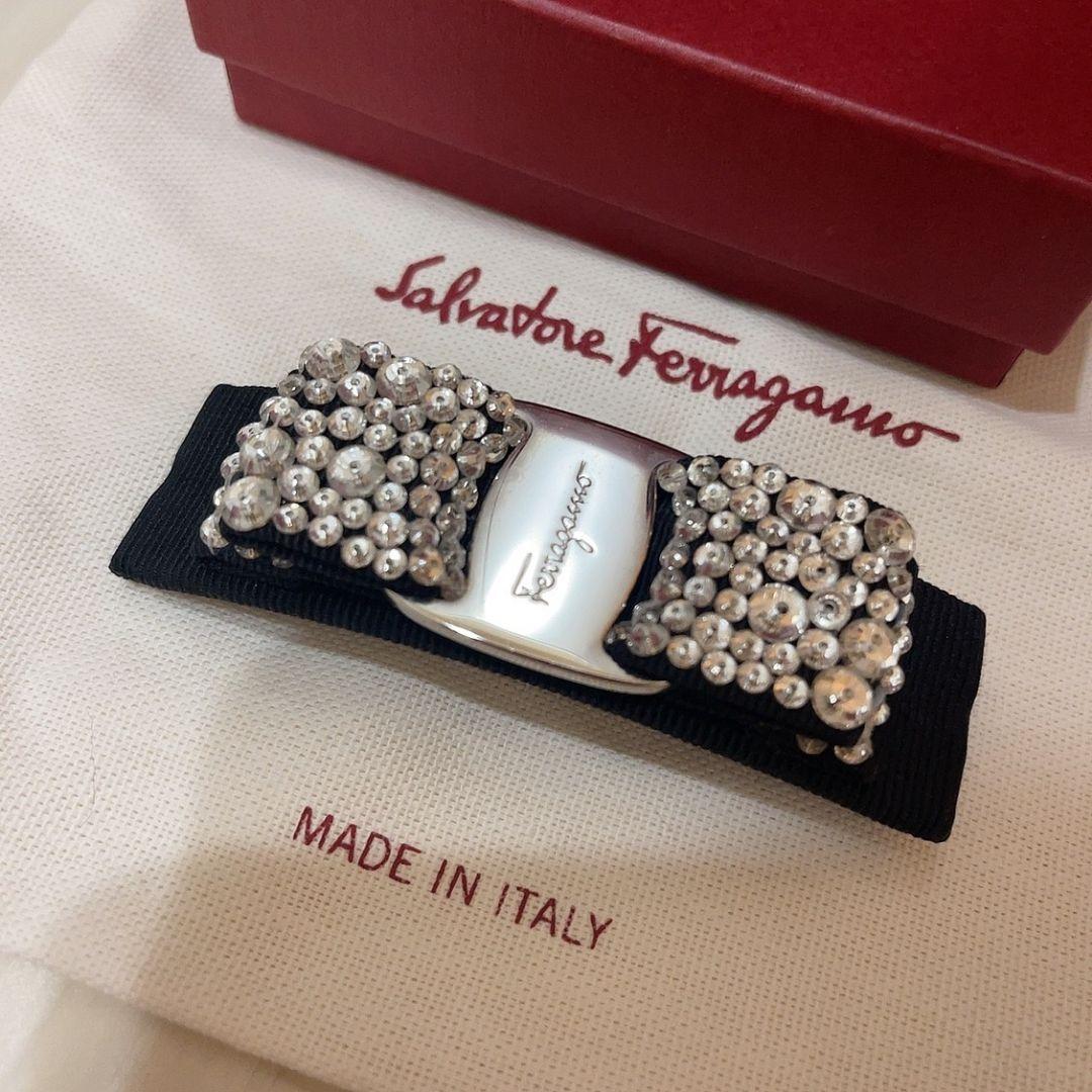FERRAGAMO　フェラガモ　バレッタ　ビジュー　ヘアアクセサリー