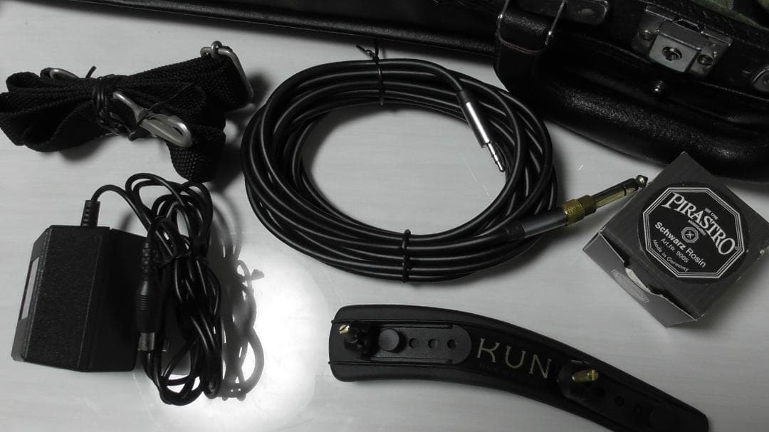 YAMAHA SV-100 　サイレント　バイオリン　Ｎ085