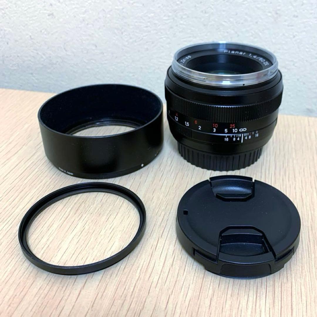 Carl Zeiss Planar T* 50mm F1.4 ZE　キヤノンEF
