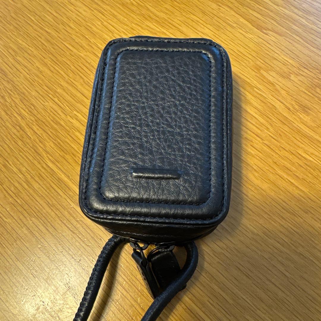 ほぼ未使用objects.io iPhone16Pro ブラック