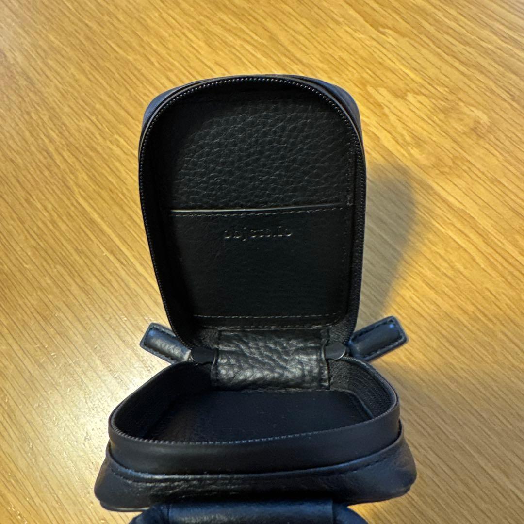 ほぼ未使用objects.io iPhone16Pro ブラック