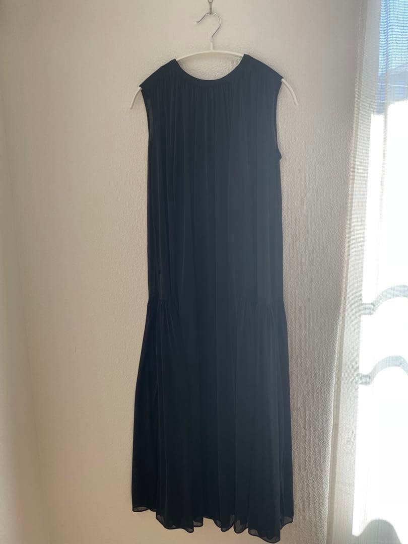 新品　allureville エスパンディ　ワンピース　黒