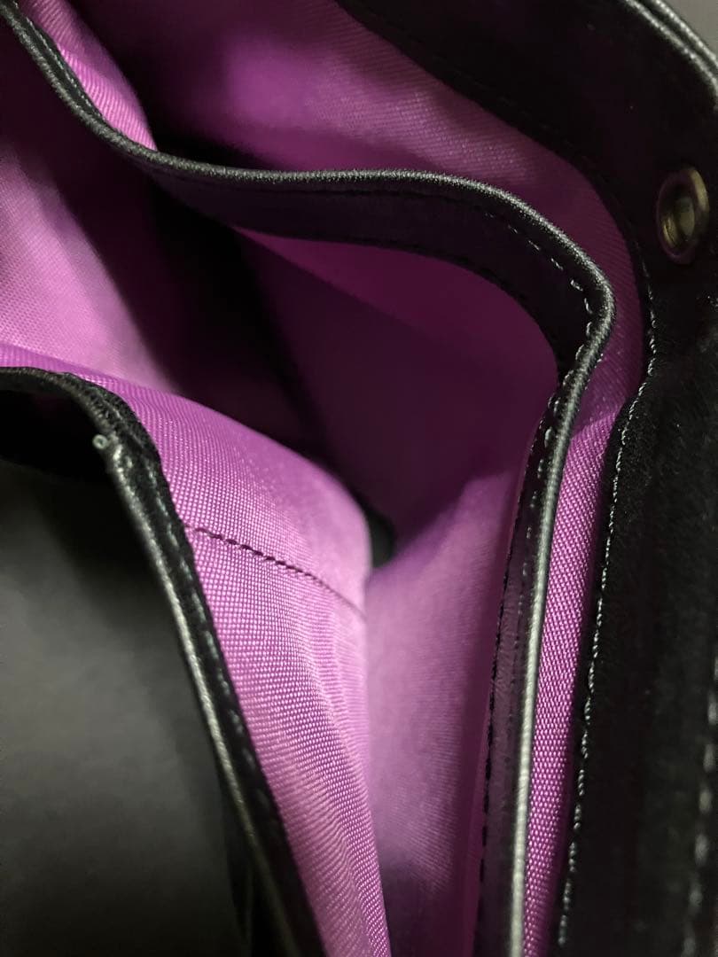 RIPVANWINKLE レザーウォレット 二つ折り財布 ブラック 縦 ボタン留