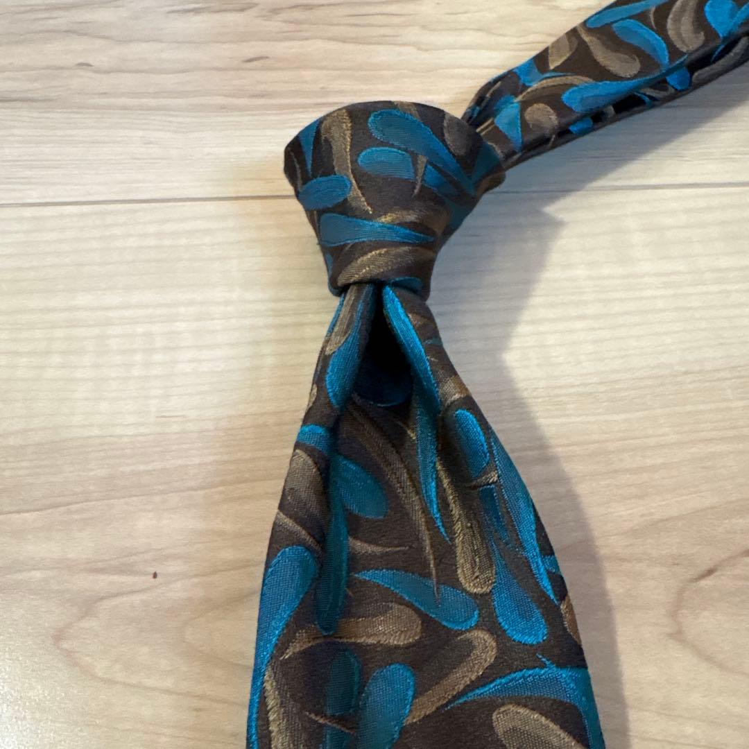 Atto Vannucci アットバンヌッチ セッテピエゲ