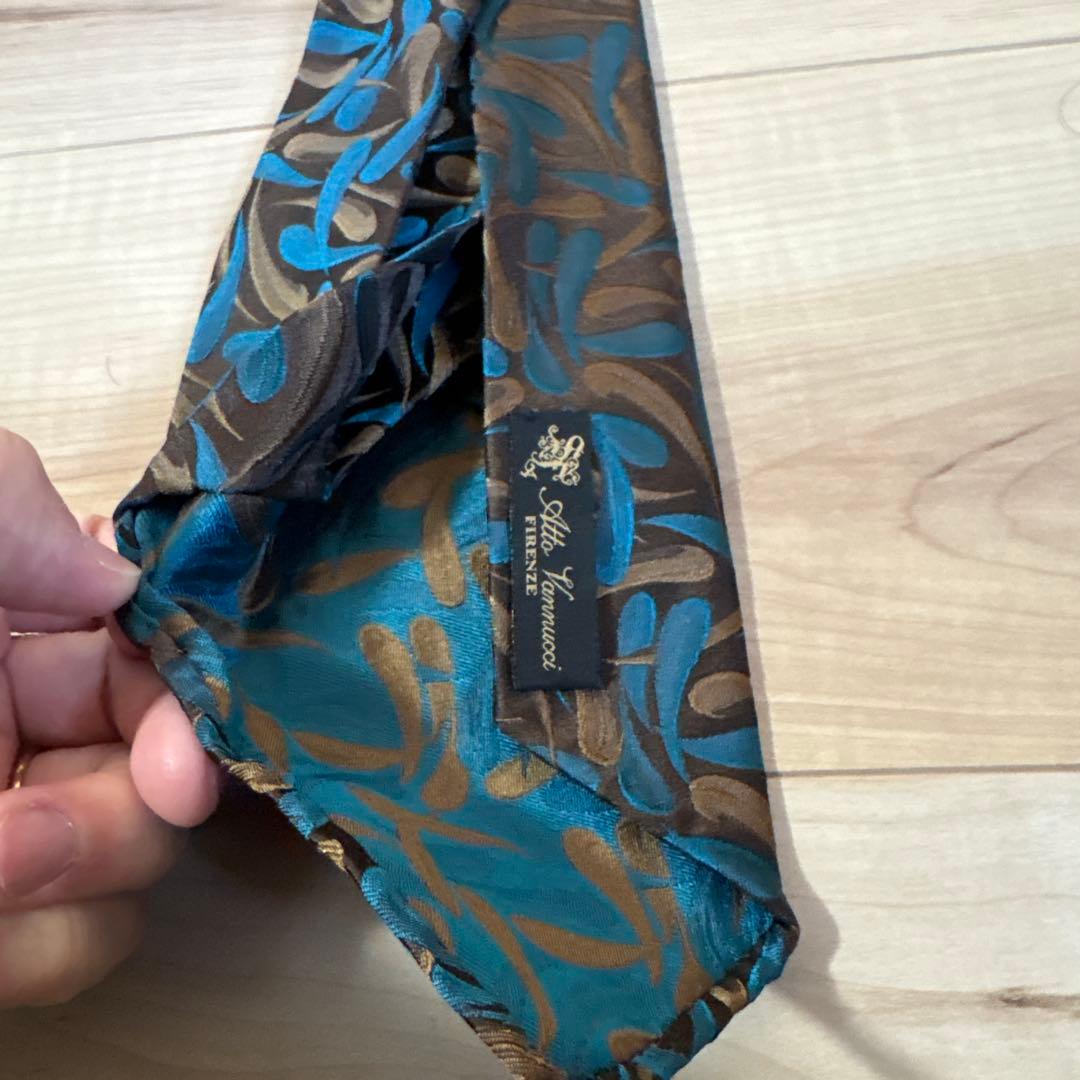 Atto Vannucci アットバンヌッチ セッテピエゲ