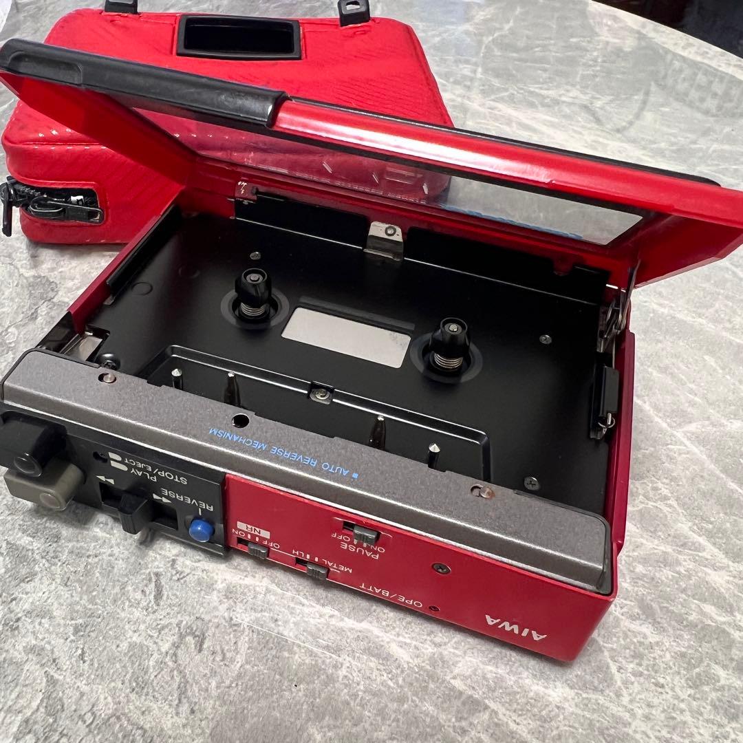 希少　AIWA HS-P2 ステレオカセットプレーヤー ベッド