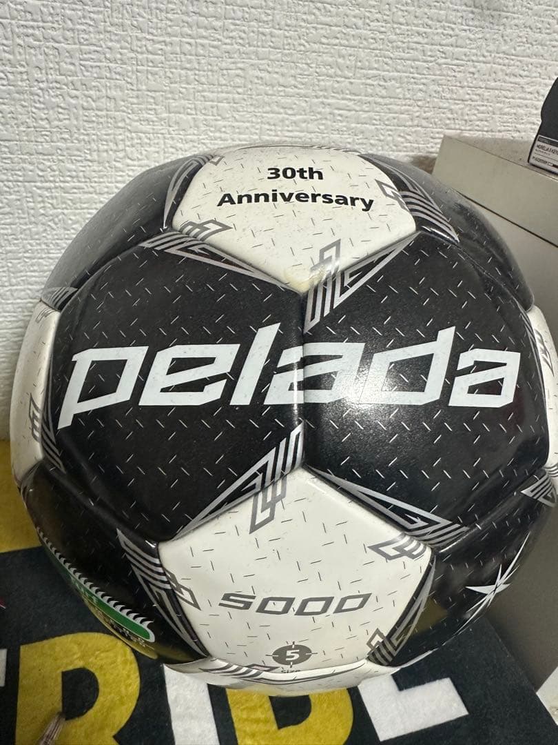 ５号球　サッカーボール　ペレーダ