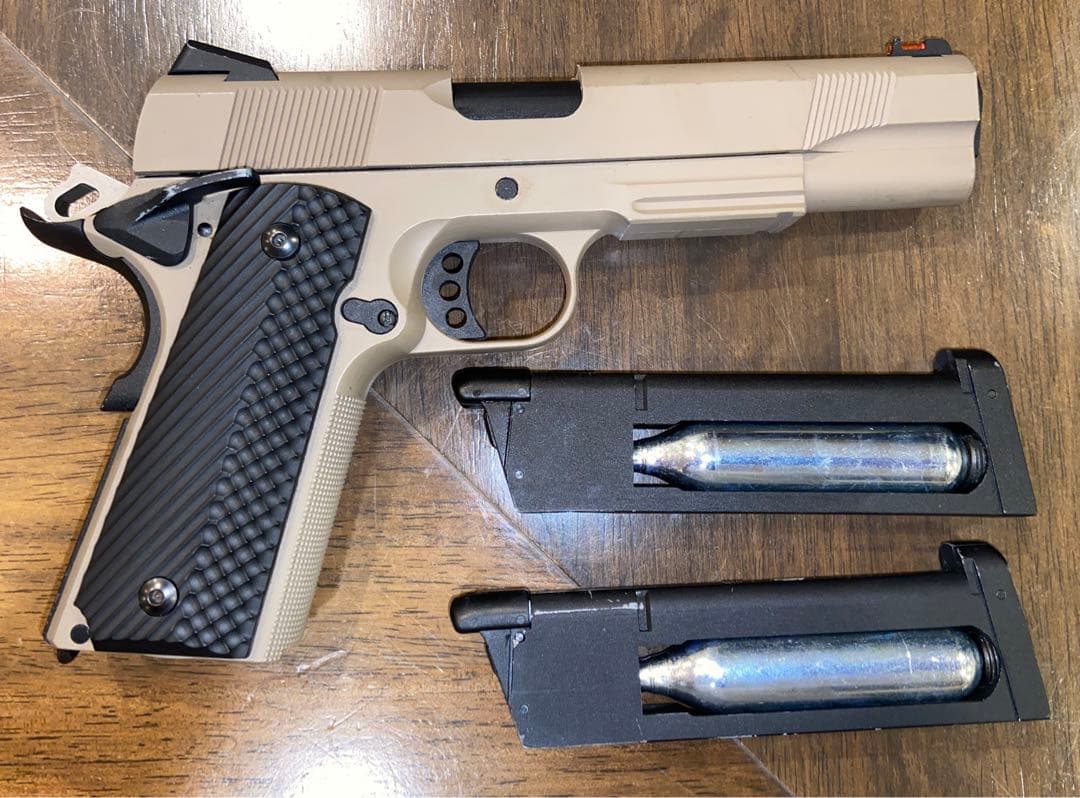 Carbon8 カーボネイトM45DOC CO2ガスガン　※追記あり