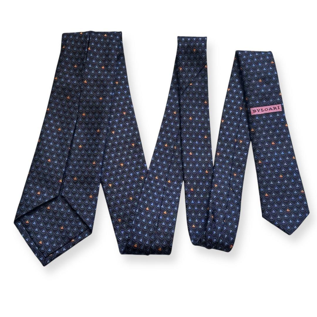 現行タグ✨美品✨BVLGARI ネクタイ　ジャガード　セッテピエゲ　ネイビー