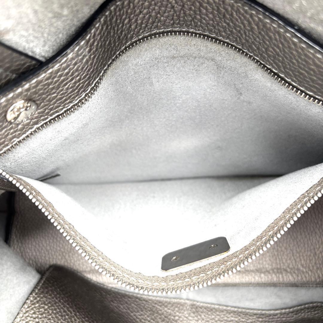 正規品 トッズ ジョイ トートバッグ レザー 肩掛け A4可 レディース グレー