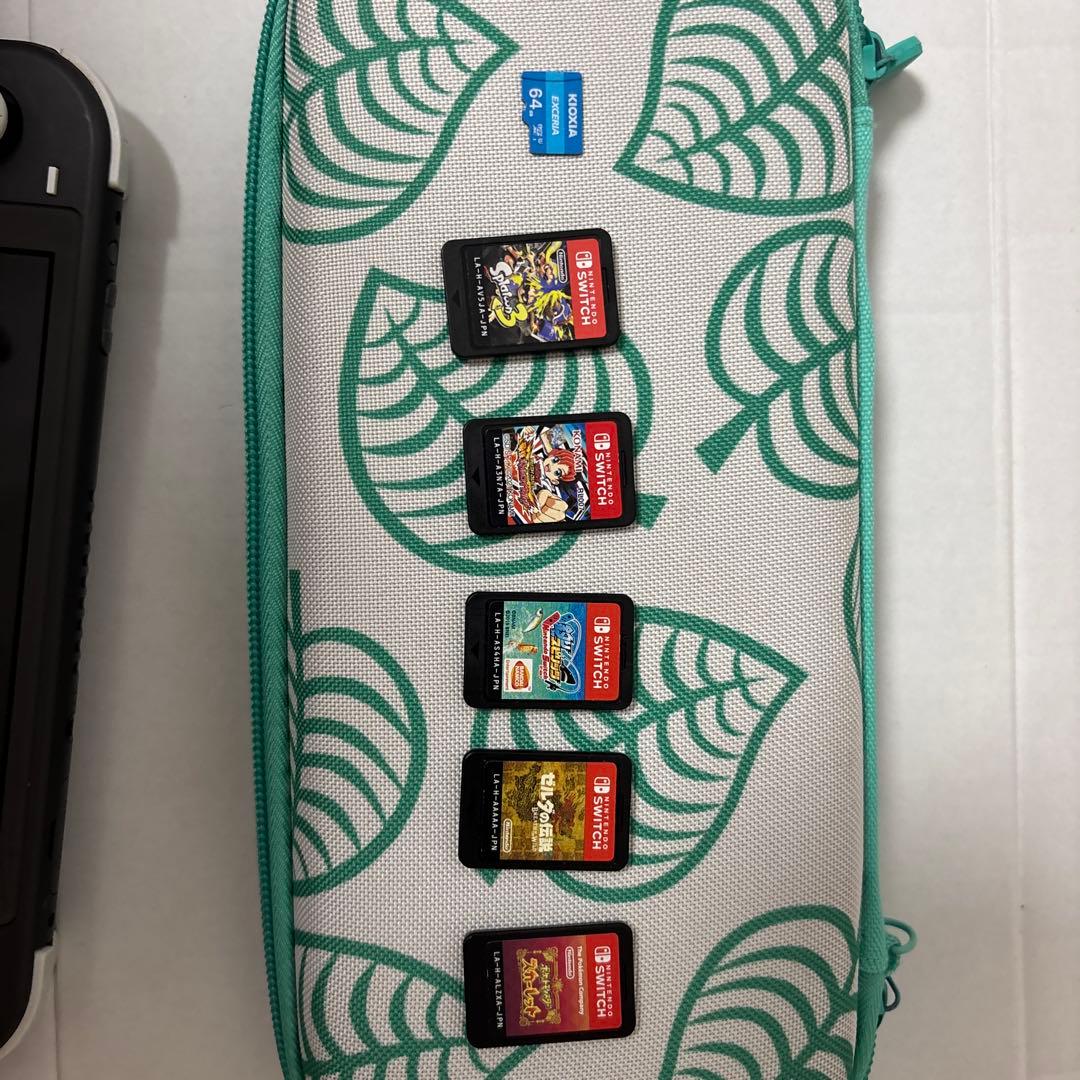 Nintendo Switchライト 黒＋64GBのSDカード