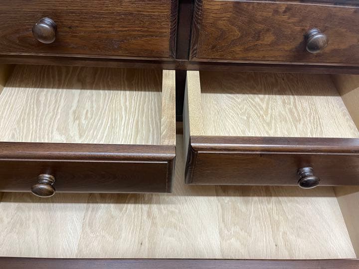 チェスト インテリア アンティーク カリモク ?