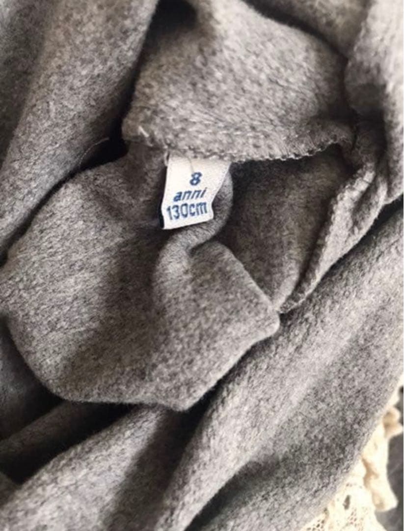 モンクレール　キッズ　トレーナー　フリル　130cm