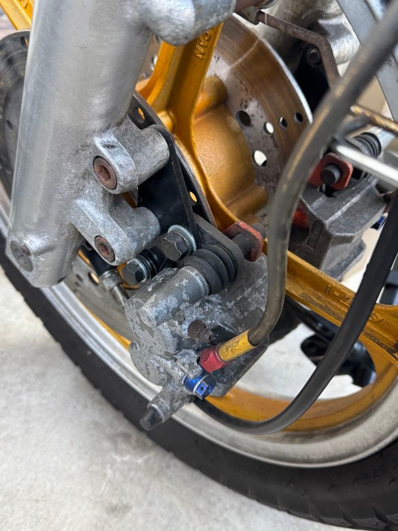 ゼファー400用 ホイールフロント19インチ リヤ18インチ