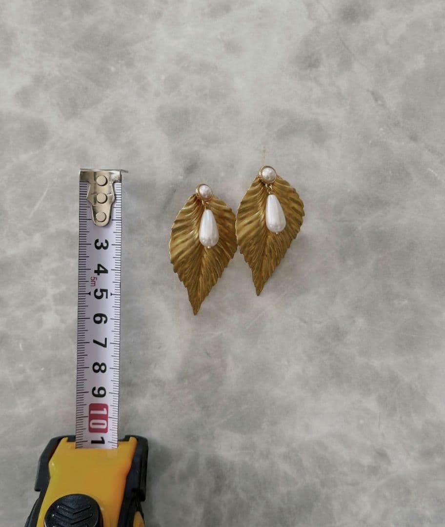 カチューシャ＆ピアスセット　ウェディング　ゴールドアクセサリー