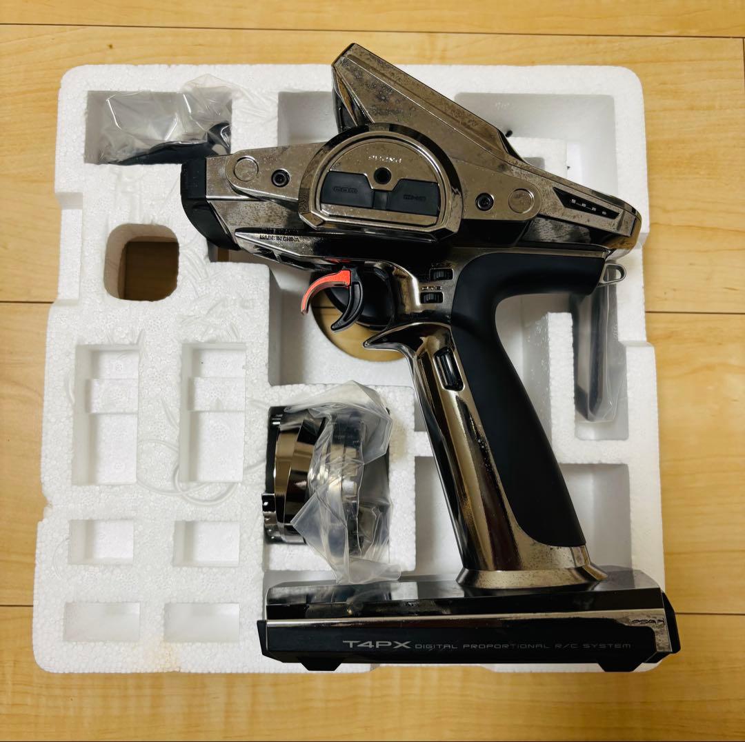 Futaba 4PX R デジタル比例RCシステム