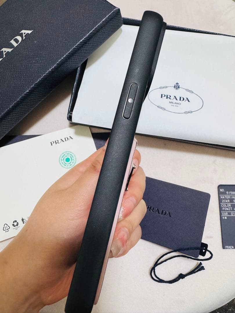 PRADA(プラダ)iPhone15PRO MAXスマホケース