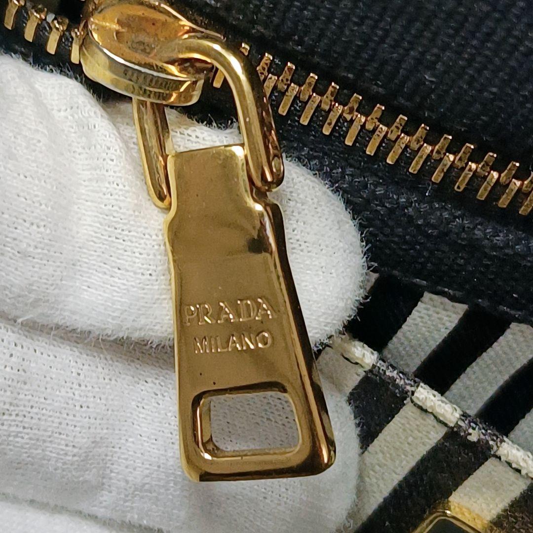 正規美品　プラダ　カナパ　ハンドバッグ　三角ロゴ　ゴールド金具　デニム　ブラック