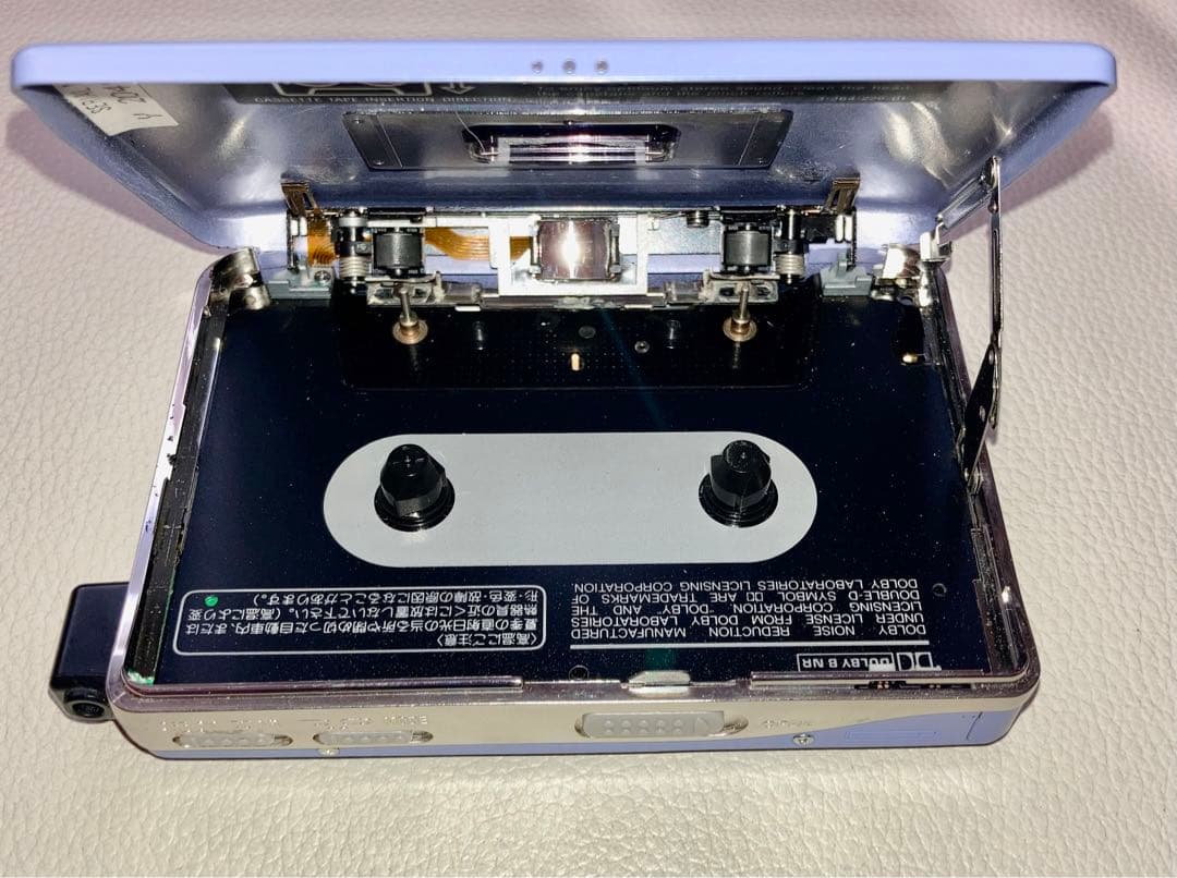 SONY WM-EX77 WALKMAN パープル　紫　動作品　ジャンク扱い