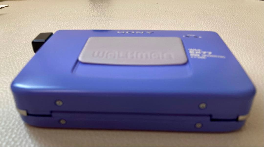 SONY WM-EX77 WALKMAN パープル　紫　動作品　ジャンク扱い