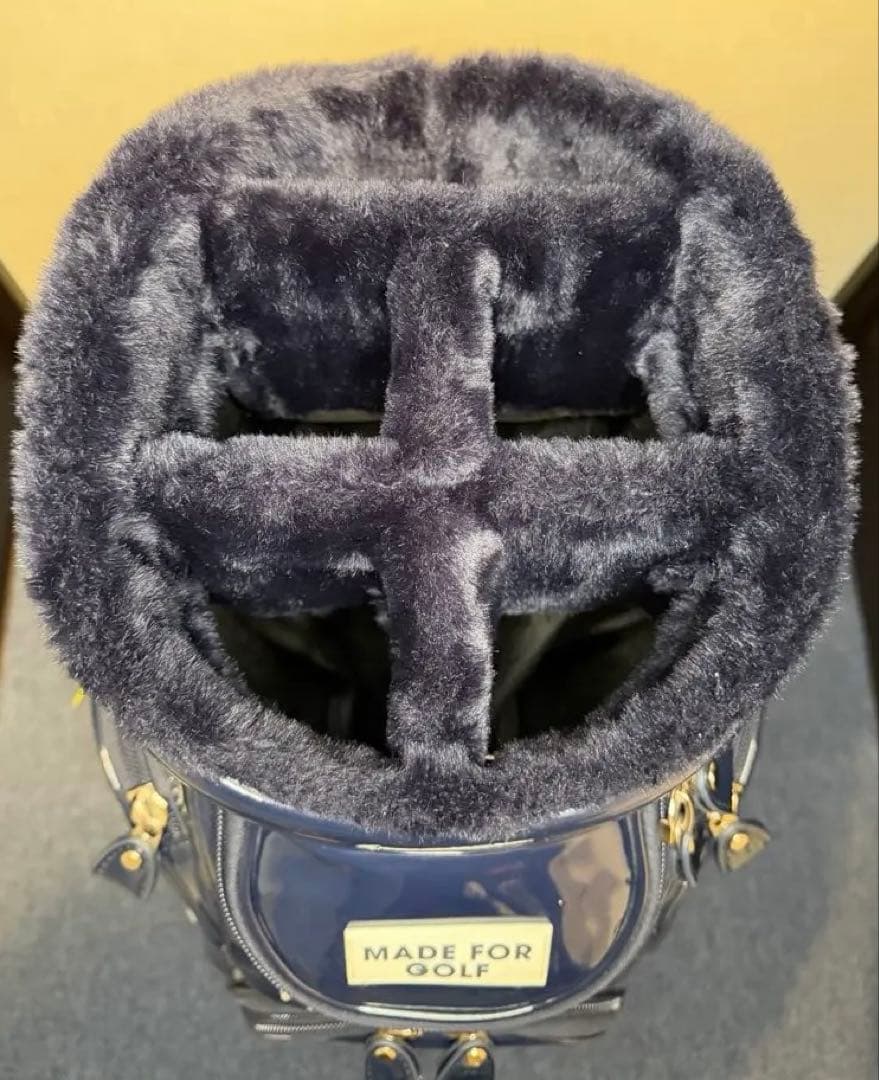 【大人気】バーリーゲイツ　エナメルキャディバッグBLUE