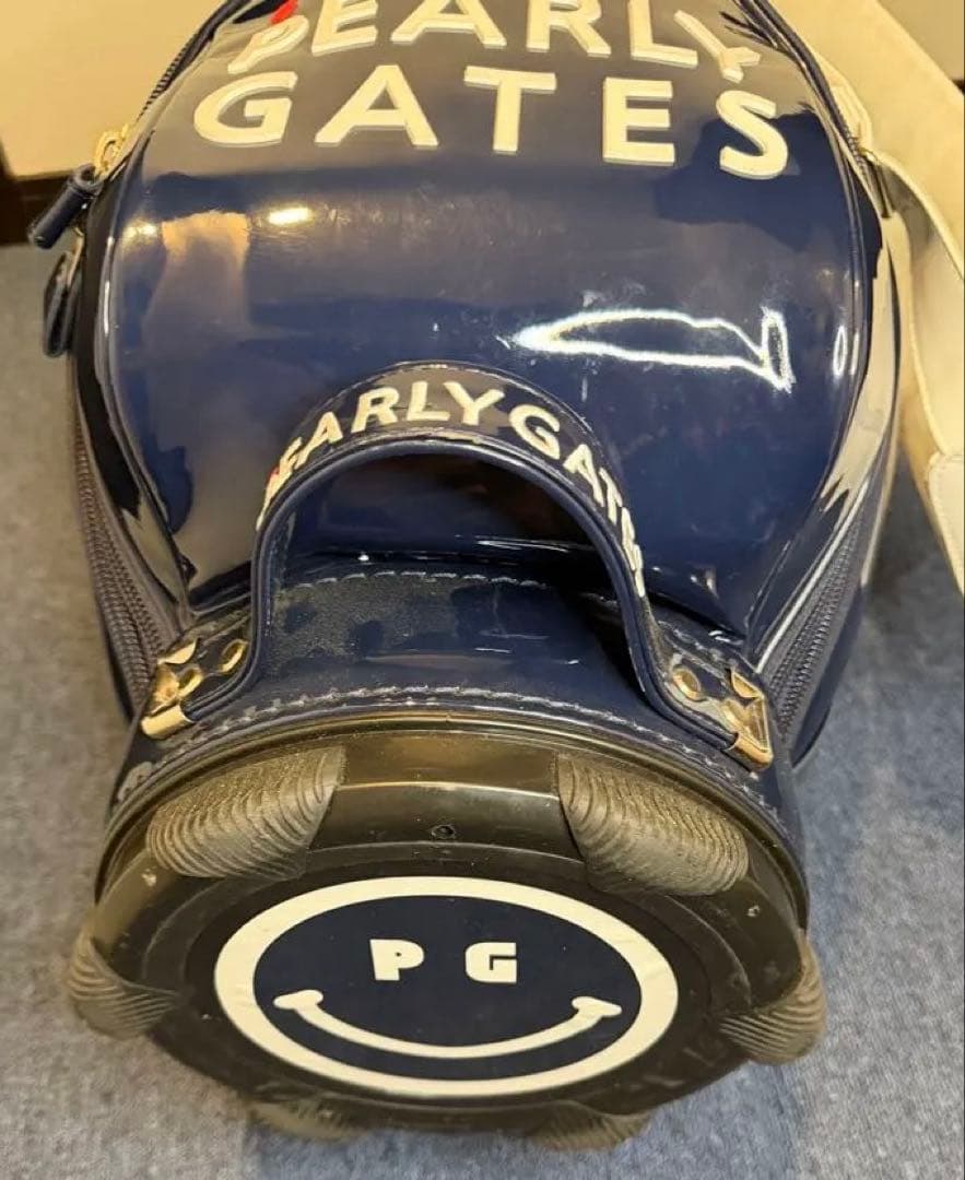 【大人気】バーリーゲイツ　エナメルキャディバッグBLUE