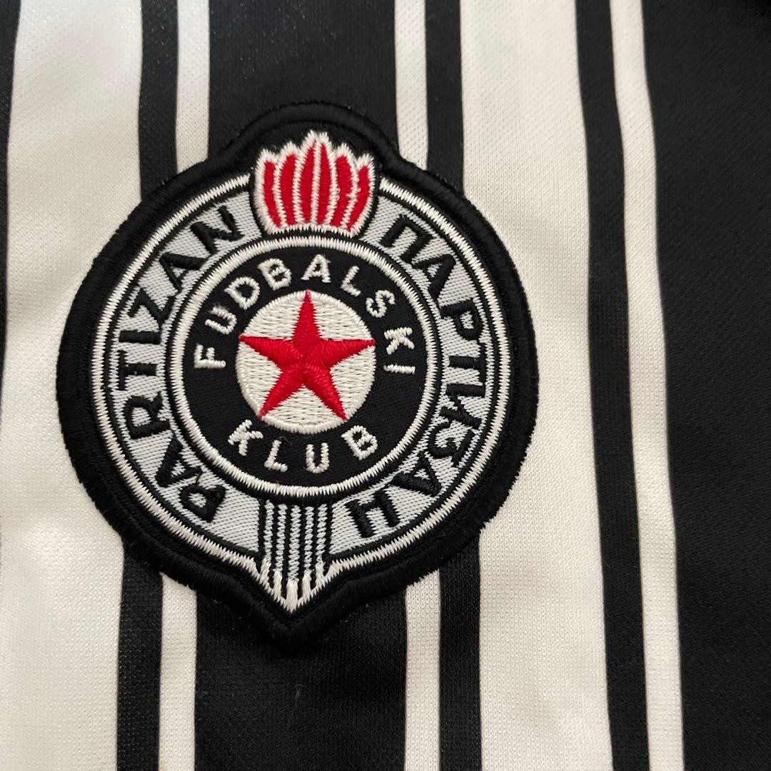 サッカーユニフォーム　パルチザン　ベオグラードXL