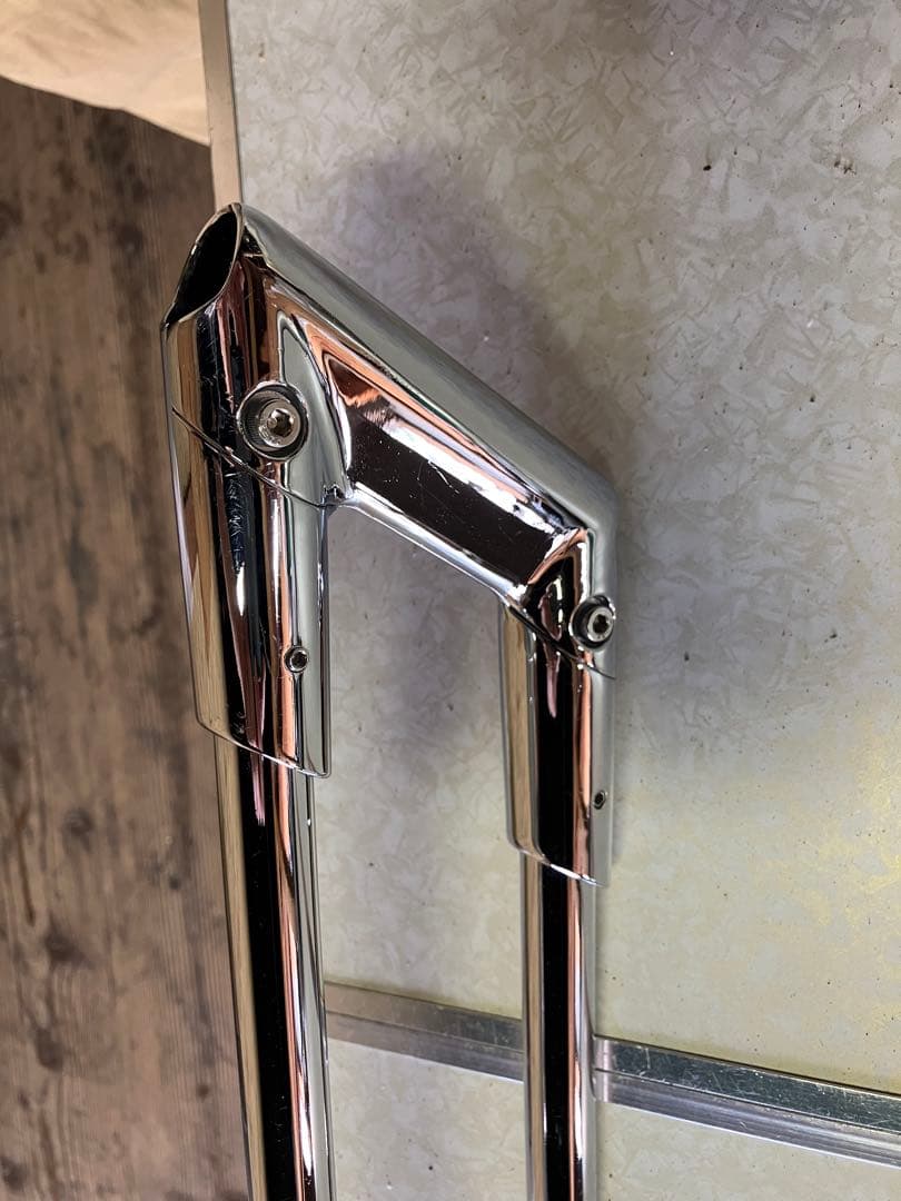 ハーレー　サドルバッグガードレール　クローム