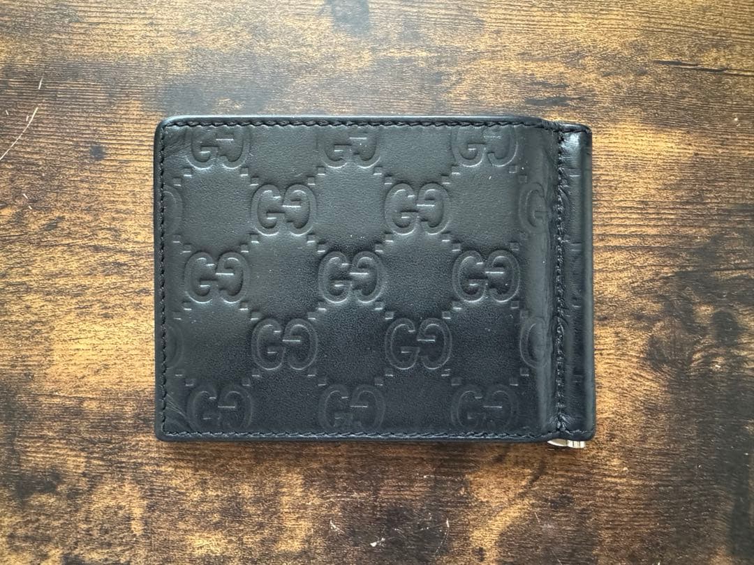 GUCCI ブラック レザー マネークリップ　札入れ　二つ折り
