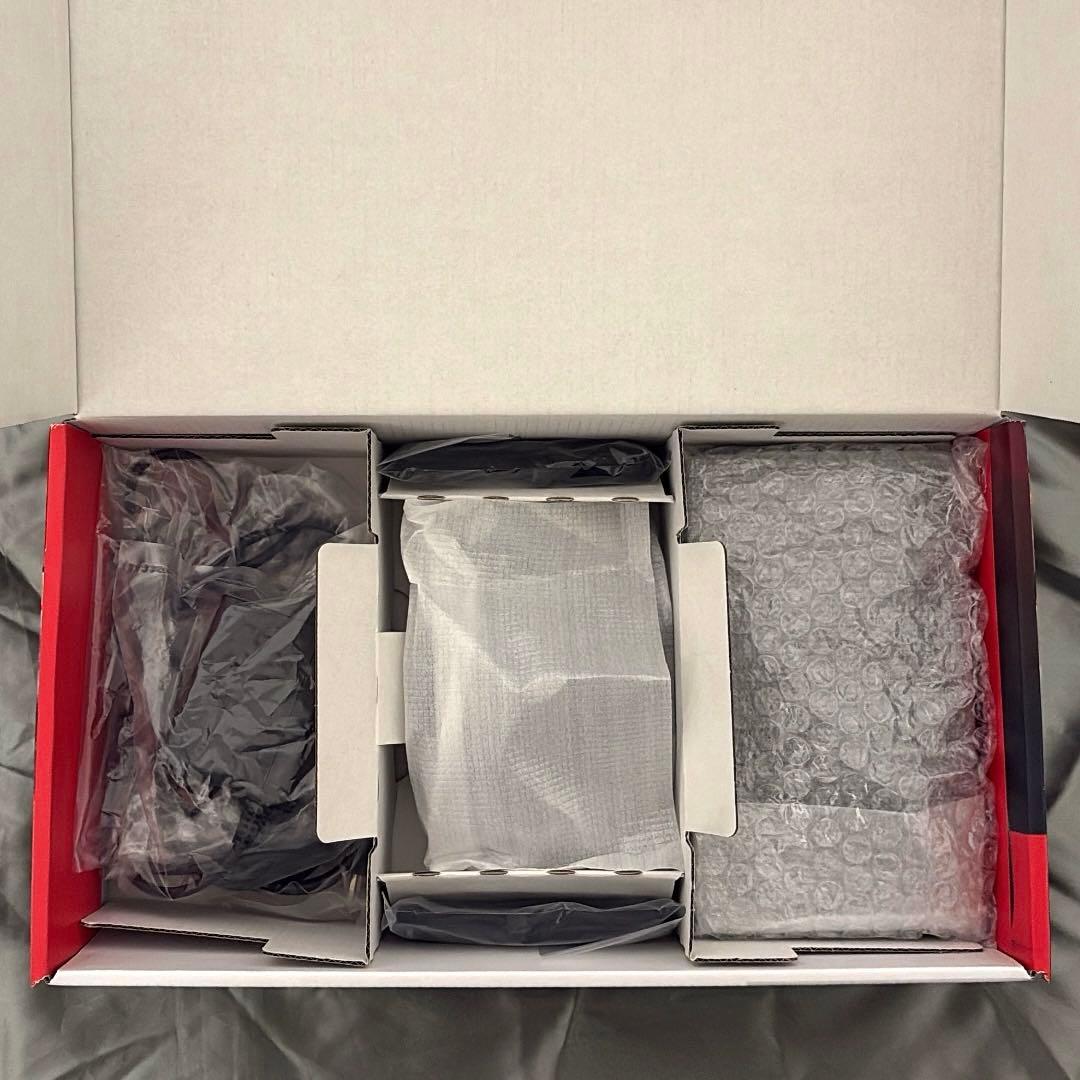 Nintendo Switch 本体 ネオンブルー/ ネオンレッド