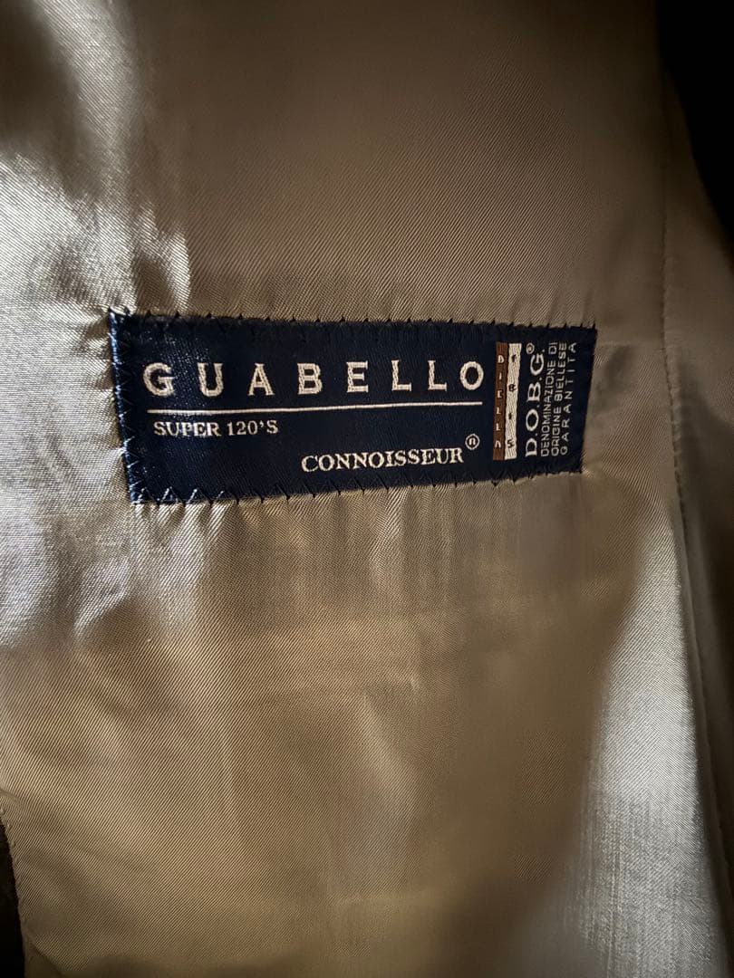 HILTON 戸賀モデル GUABELLO ダブル ストレッチ スーツ