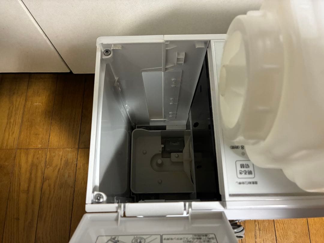 気化式加湿器　Panasonic FE-KFW07