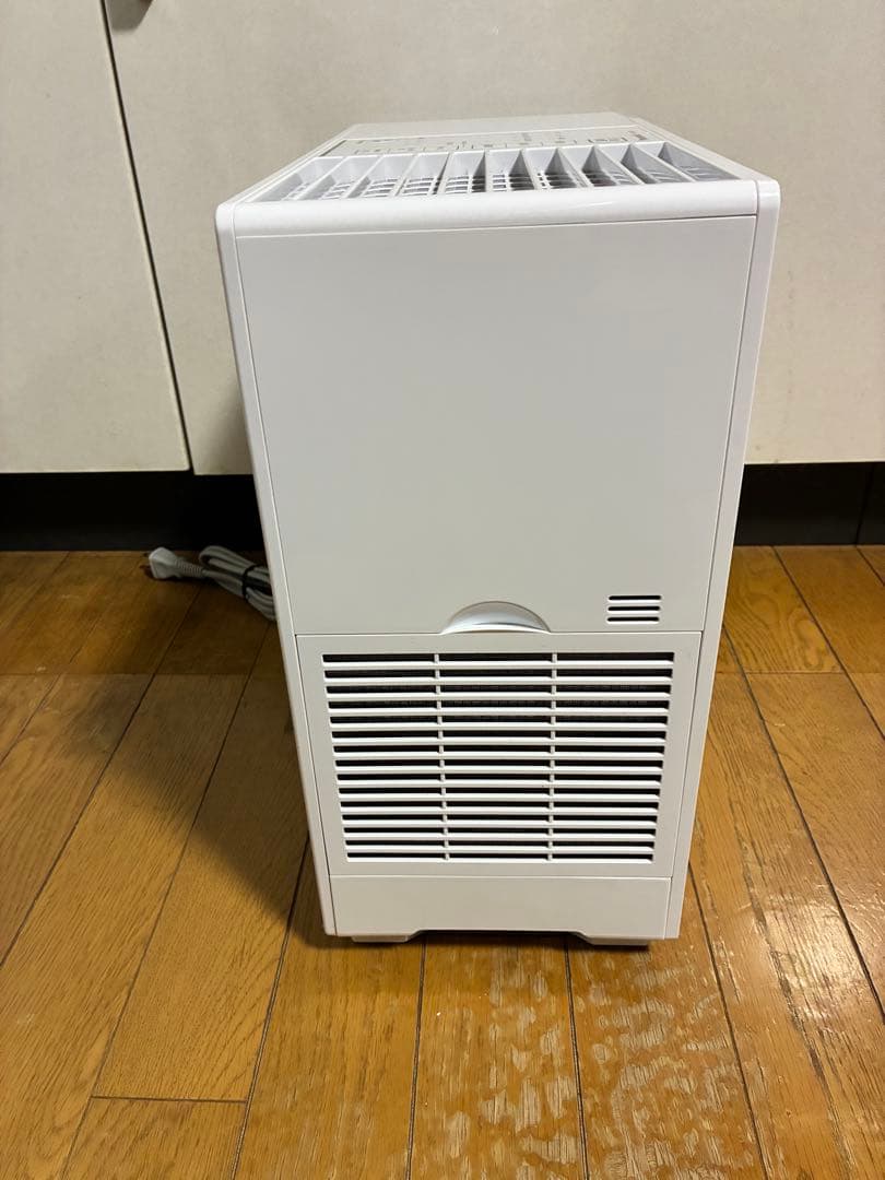 気化式加湿器　Panasonic FE-KFW07