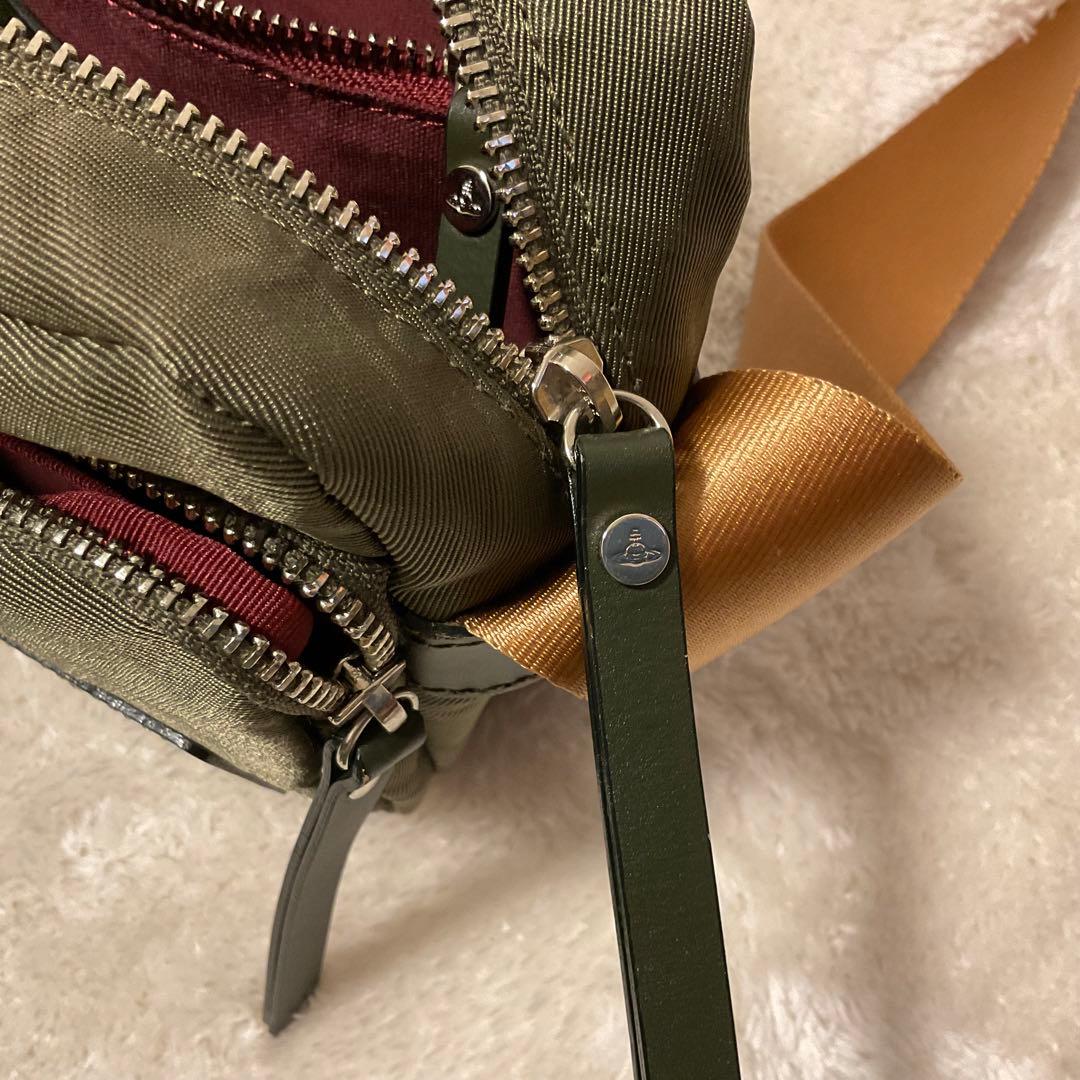 セール中！ヴィヴィアンウエストウッド　ショルダーバッグ