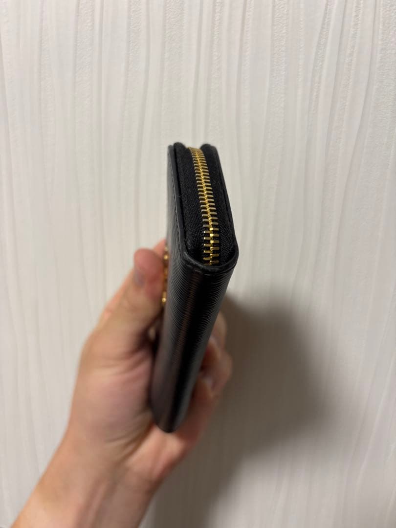 PRADA ブラック レザー　キーケース