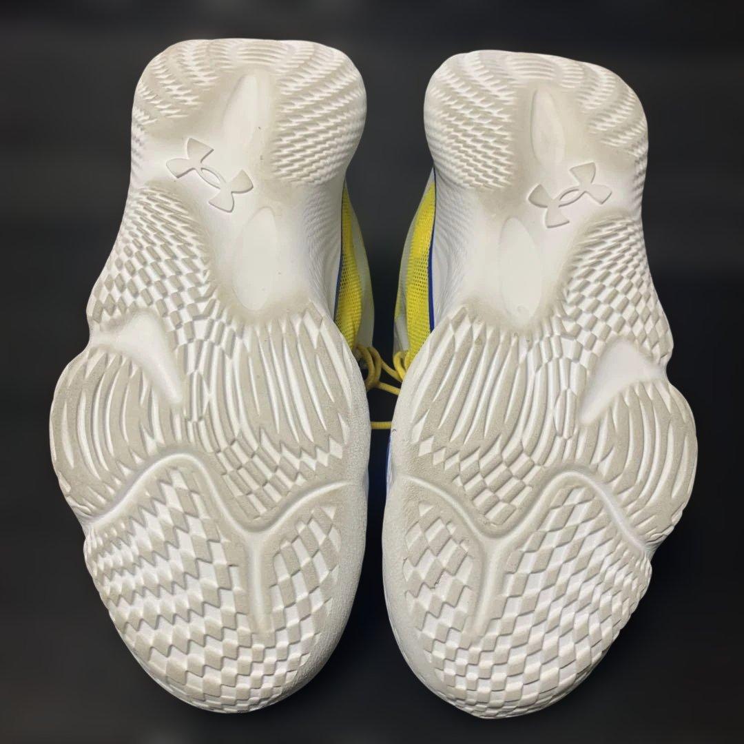 アンダーアーマー　カリー　Curry Spawn フロトロ　31センチ