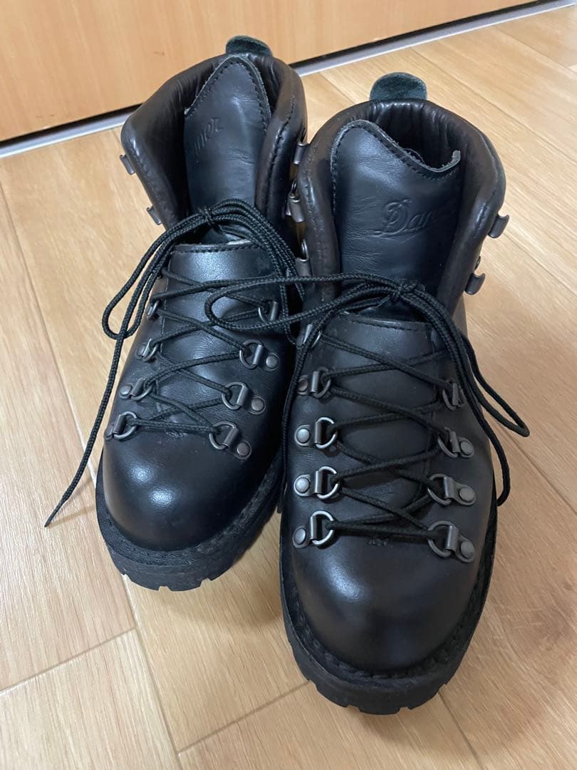 ブラックレザー ワークブーツ