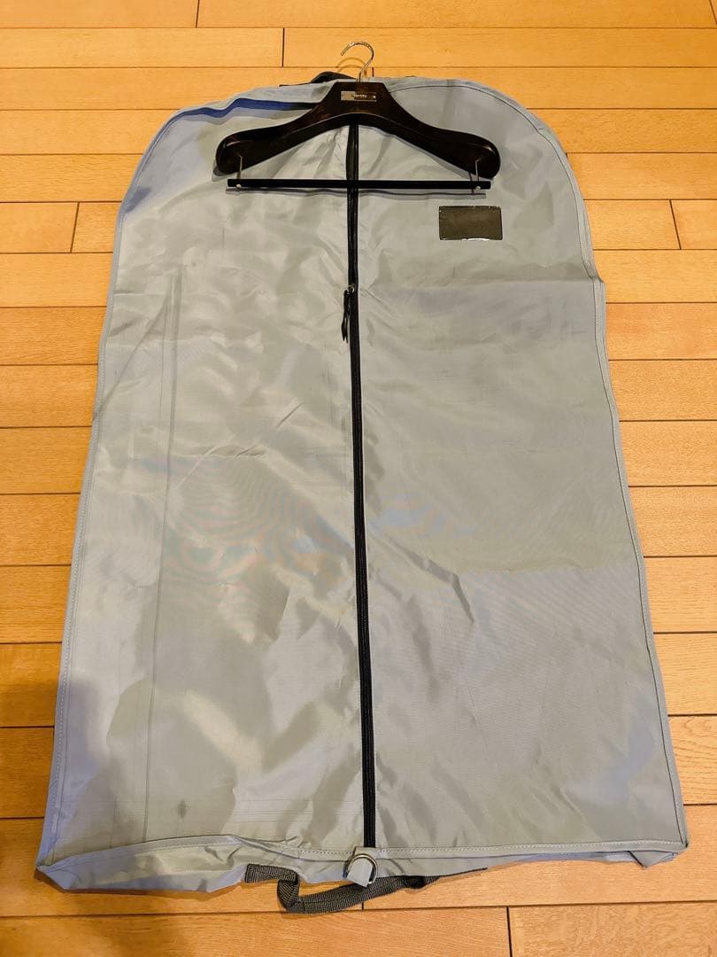 トムフォード　ハンガー　布袋　保存服　TOMFORD