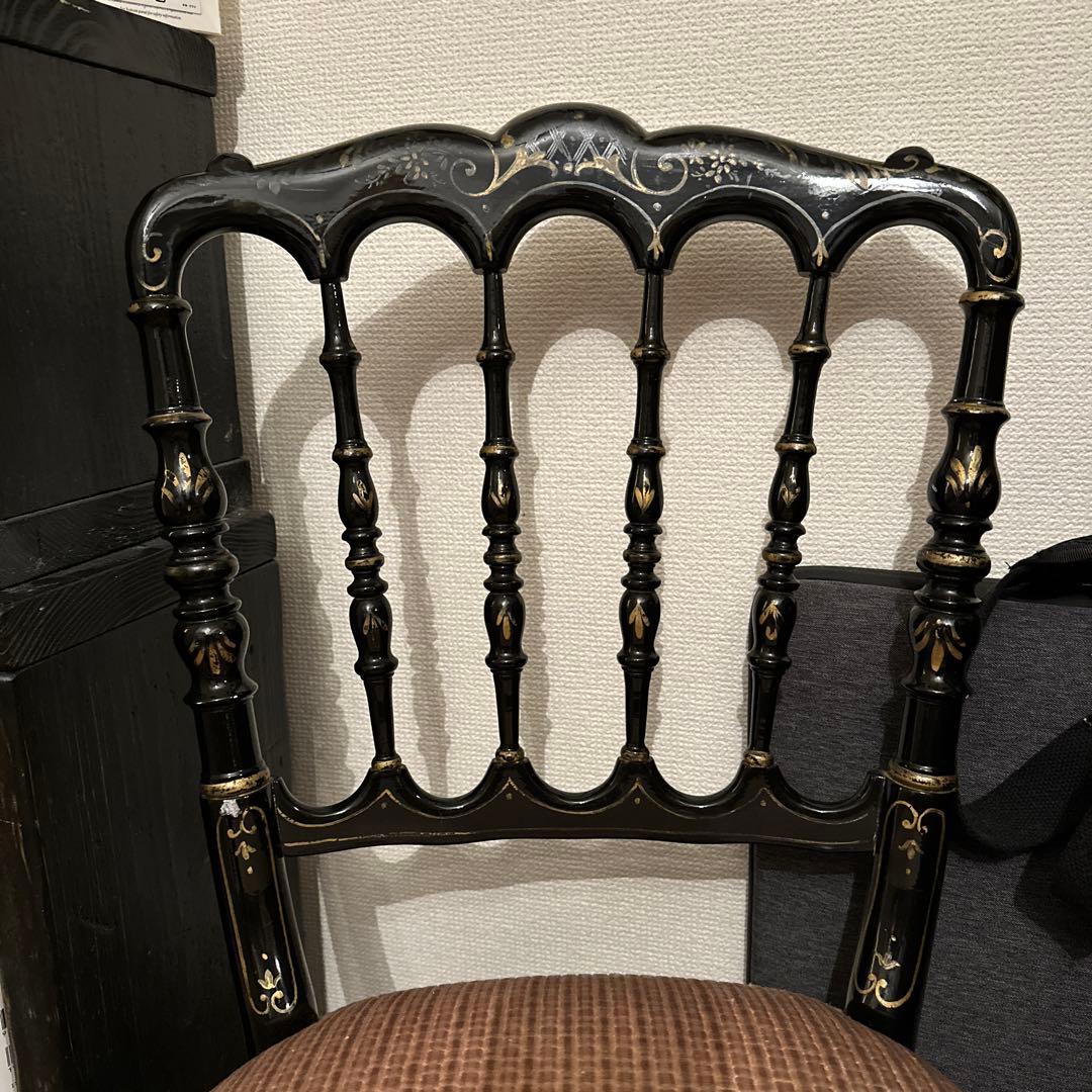 じょんさん専用ナポレオンチェア　黒い木製の装飾椅子