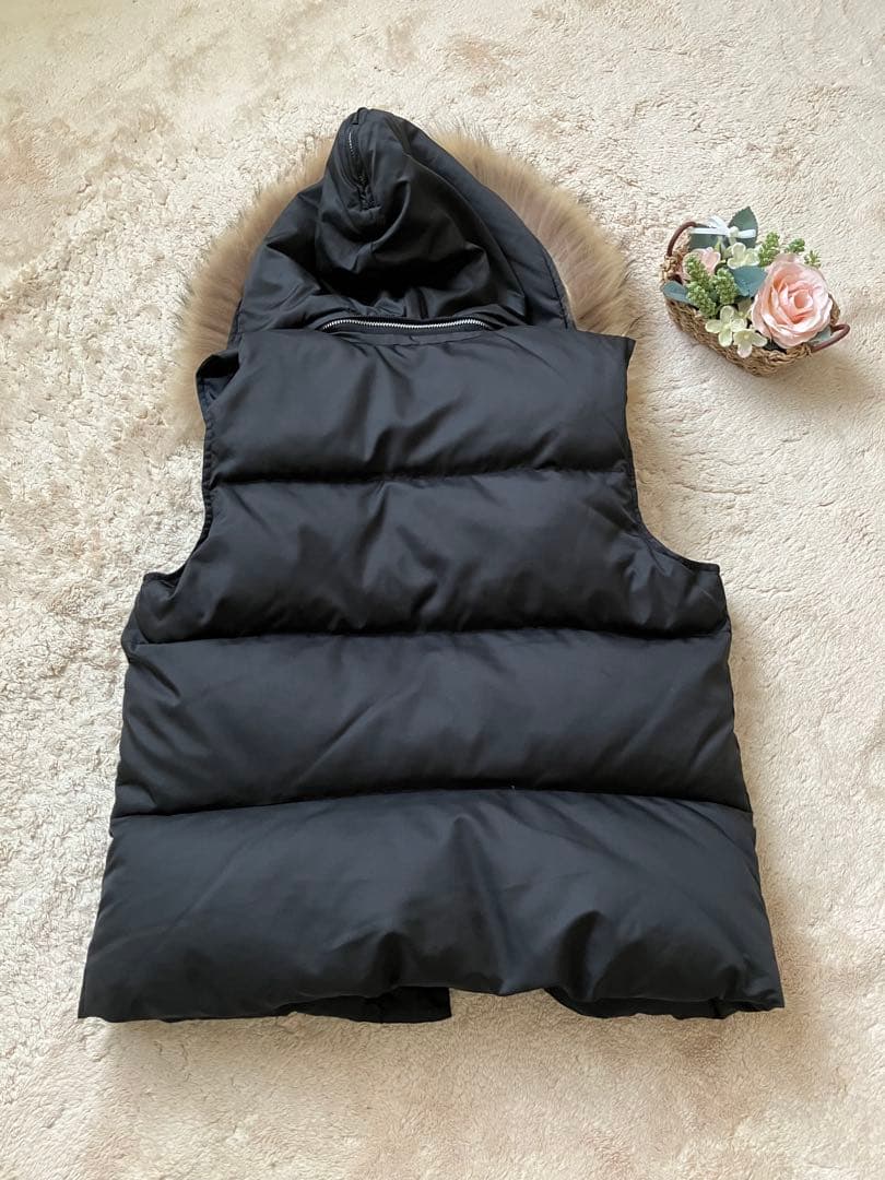 ピンキー&ダイアン　ダウンベスト　フード付　黒　ラビットファー　ダウン70%希少