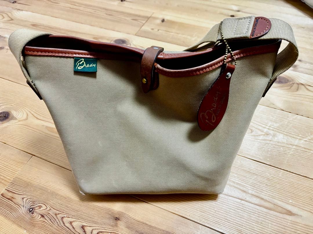 BRADY KINROSS キンロス ミニショルダーバッグ