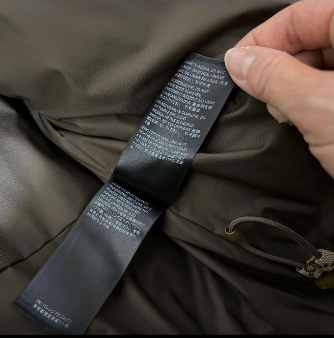 グッチ　　バレンシアガ　　BBダウンベスト　46