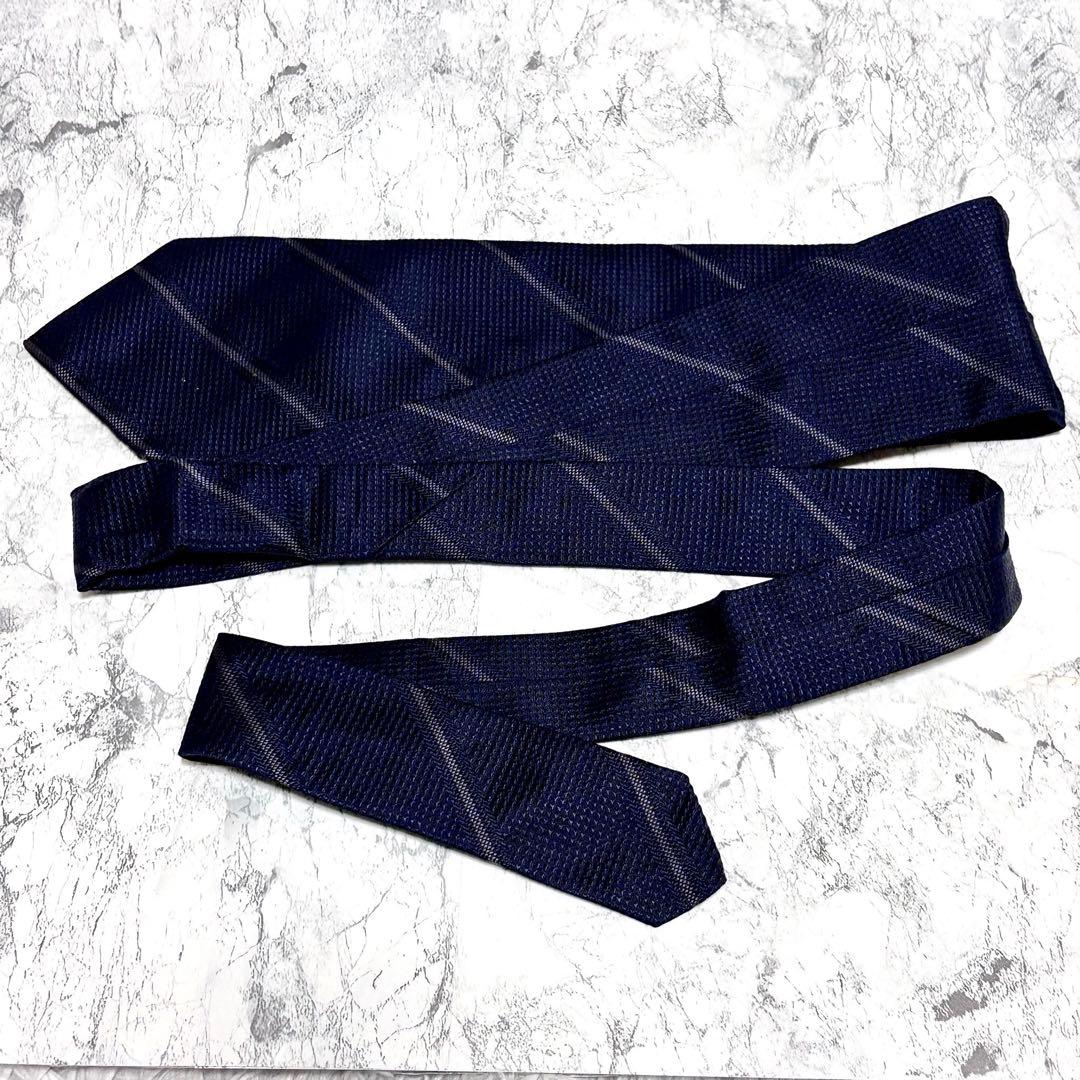 【極美品】バーバリーロンドン　ブランド　ネクタイ　シルク　ブラック　ストライプ