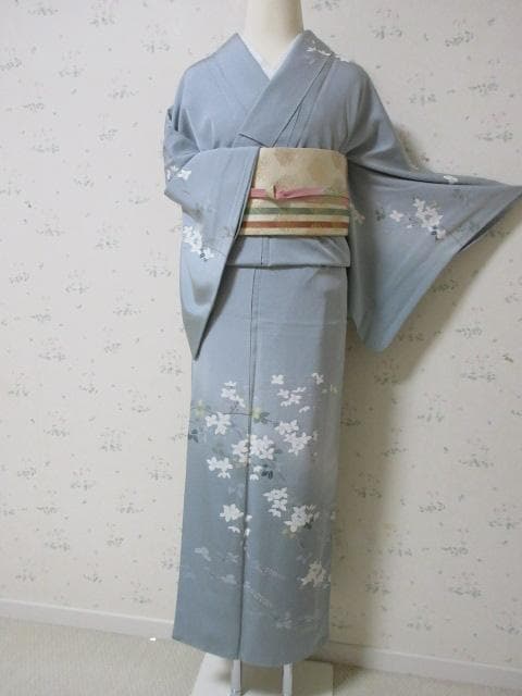 訪問着：美品：白い花と萩の花：淡いブルーグレー：袷正絹：P32