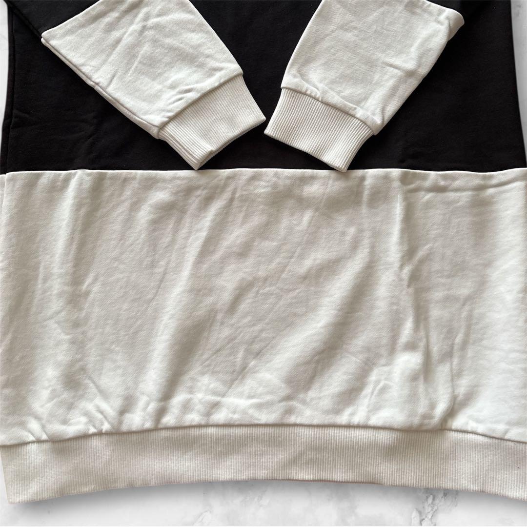 お値下げ☆未使用品☆モンクレール　MONCLER パーカー M フードロゴ